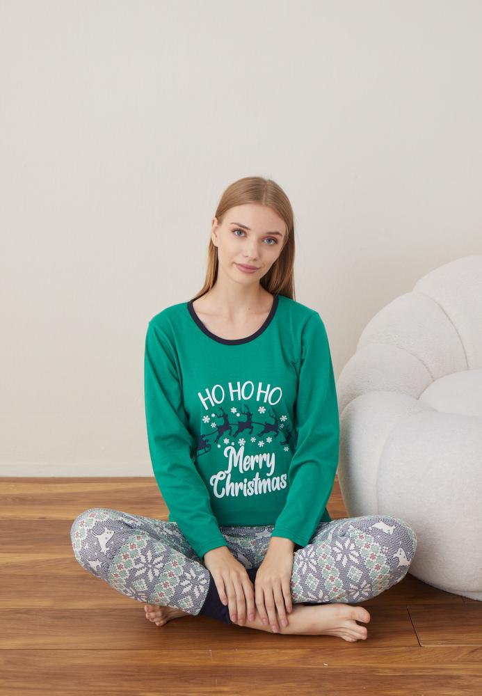 Pijama Dama Craciun " HO HO HO" ,maneca lunga ,pantaloni lungi,Engros